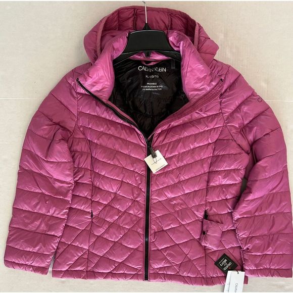 Calvin Klein Women Sz XL Chevron Hooded Violet Packable Puffer Down Jacket $190+ - Picture 3 of 11